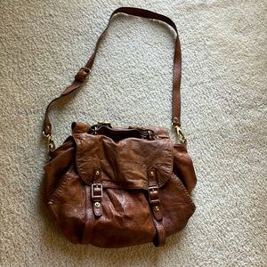 Treesje genuine leather handbag. Detachable shoulder strap, in great condition!